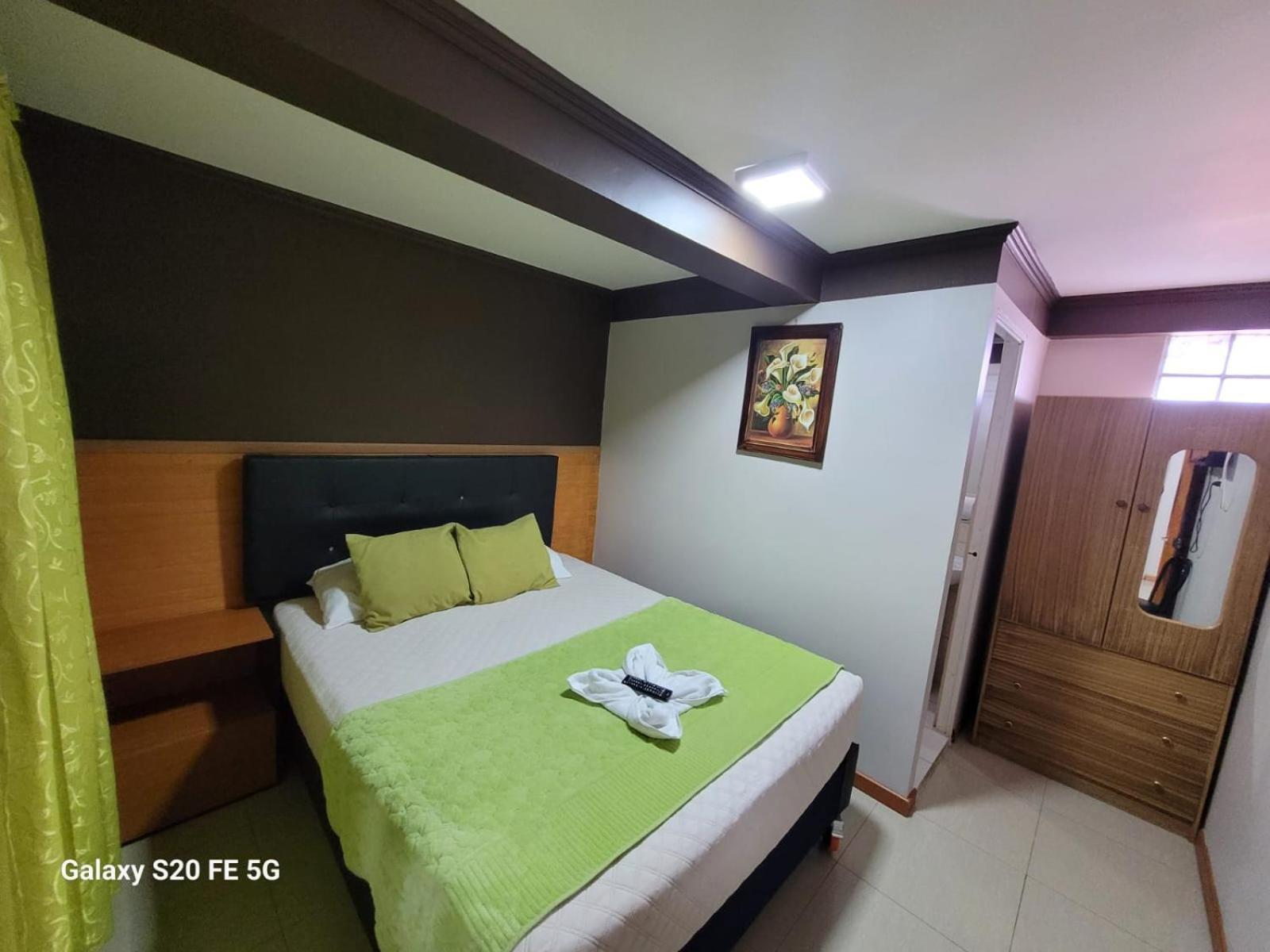 Hostal America Otel Calama Dış mekan fotoğraf