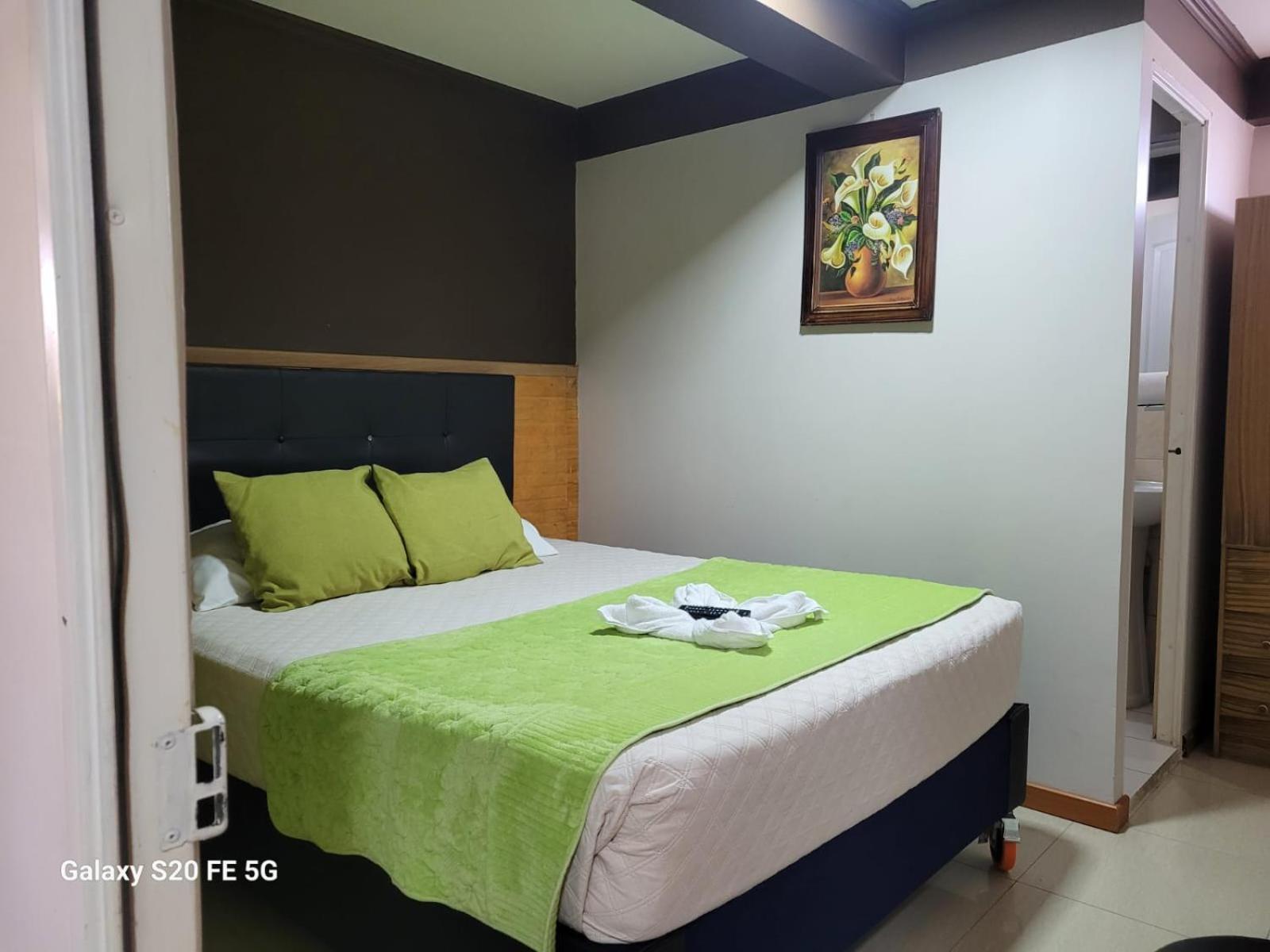 Hostal America Otel Calama Dış mekan fotoğraf