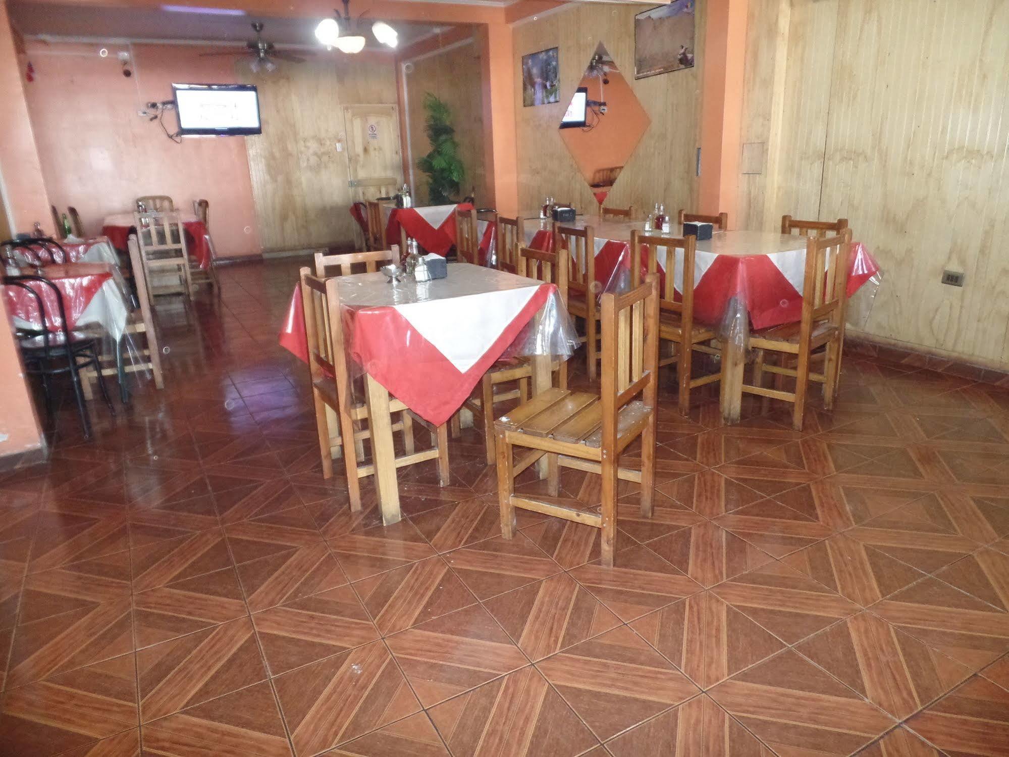 Hostal America Otel Calama Dış mekan fotoğraf