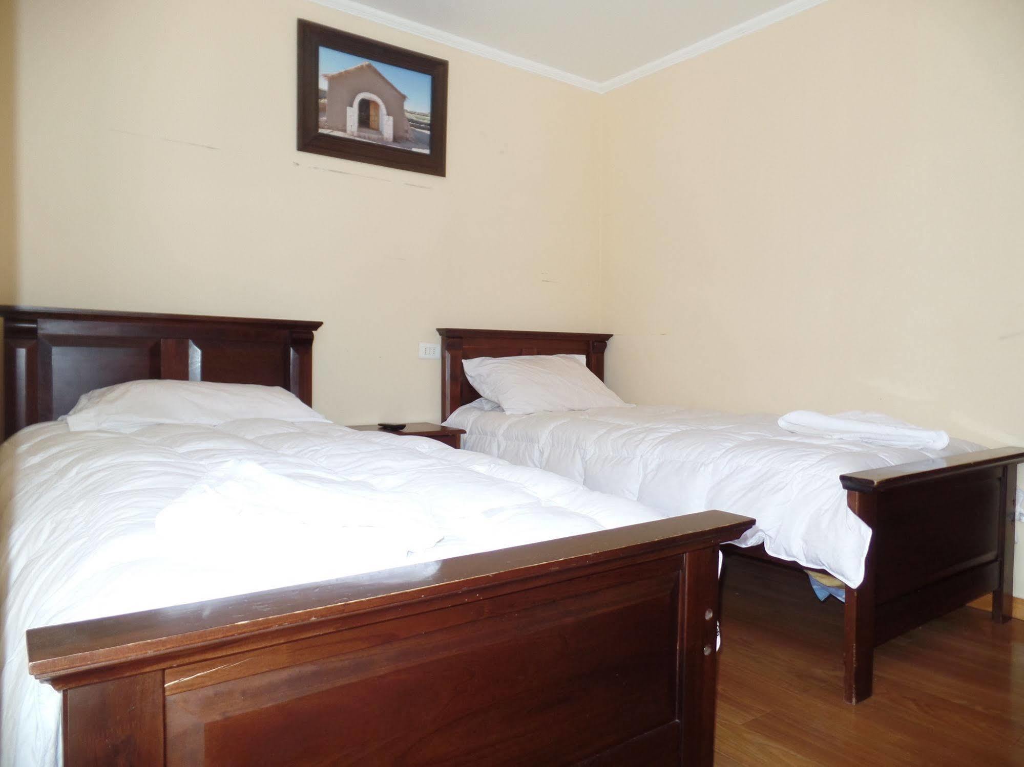 Hostal America Otel Calama Dış mekan fotoğraf