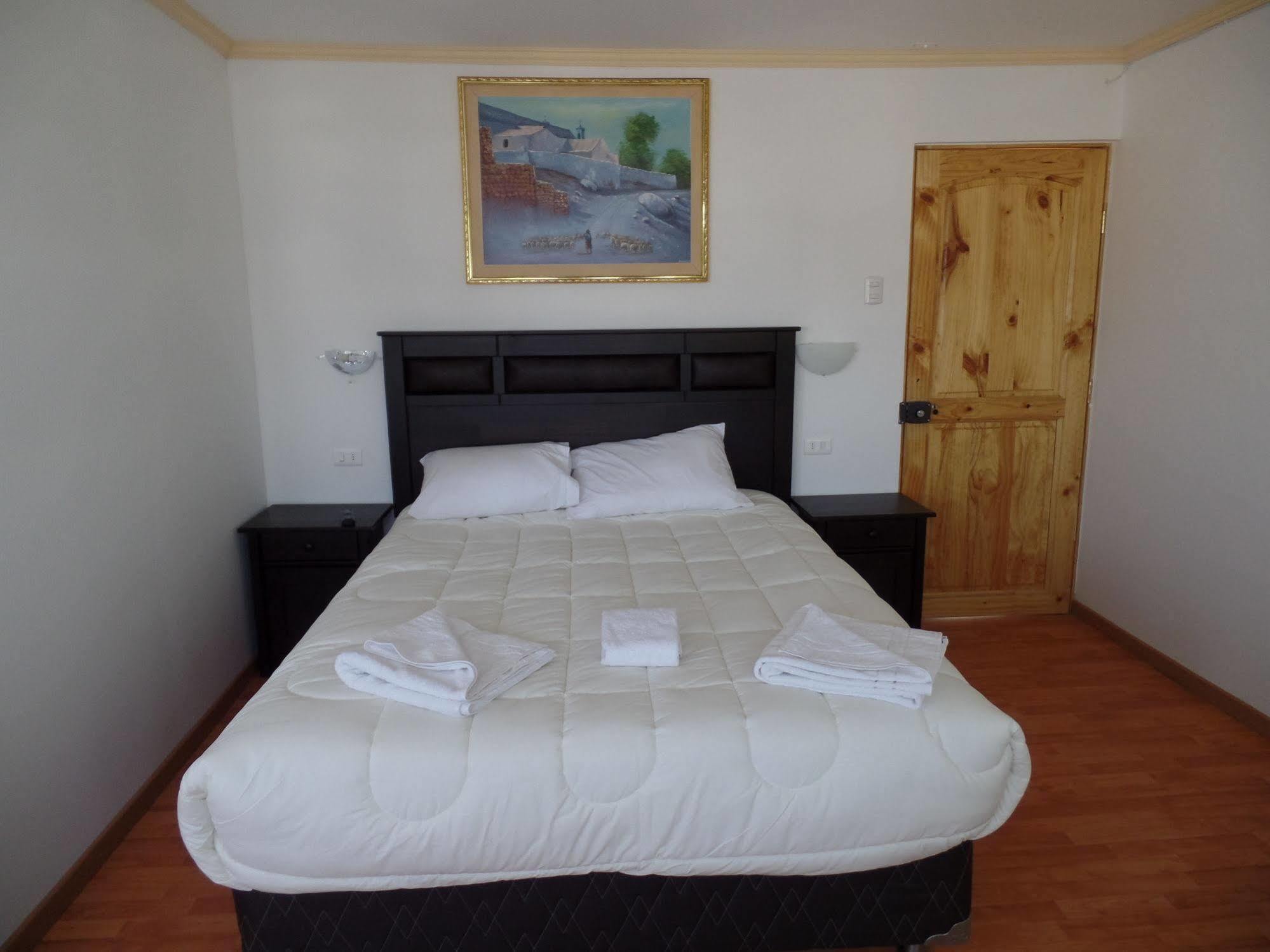 Hostal America Otel Calama Dış mekan fotoğraf